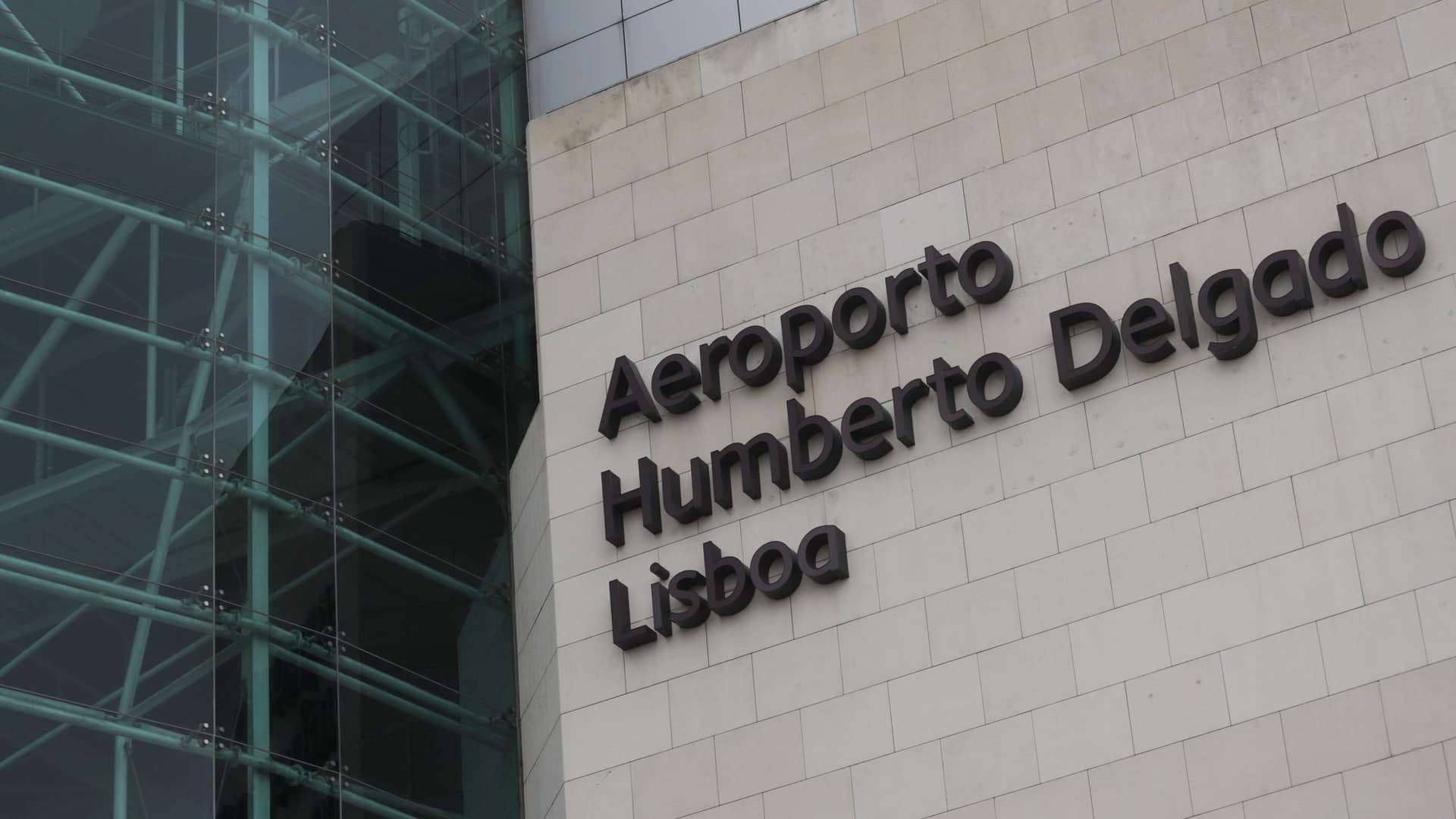 Aeroporto Humberto Delgado
