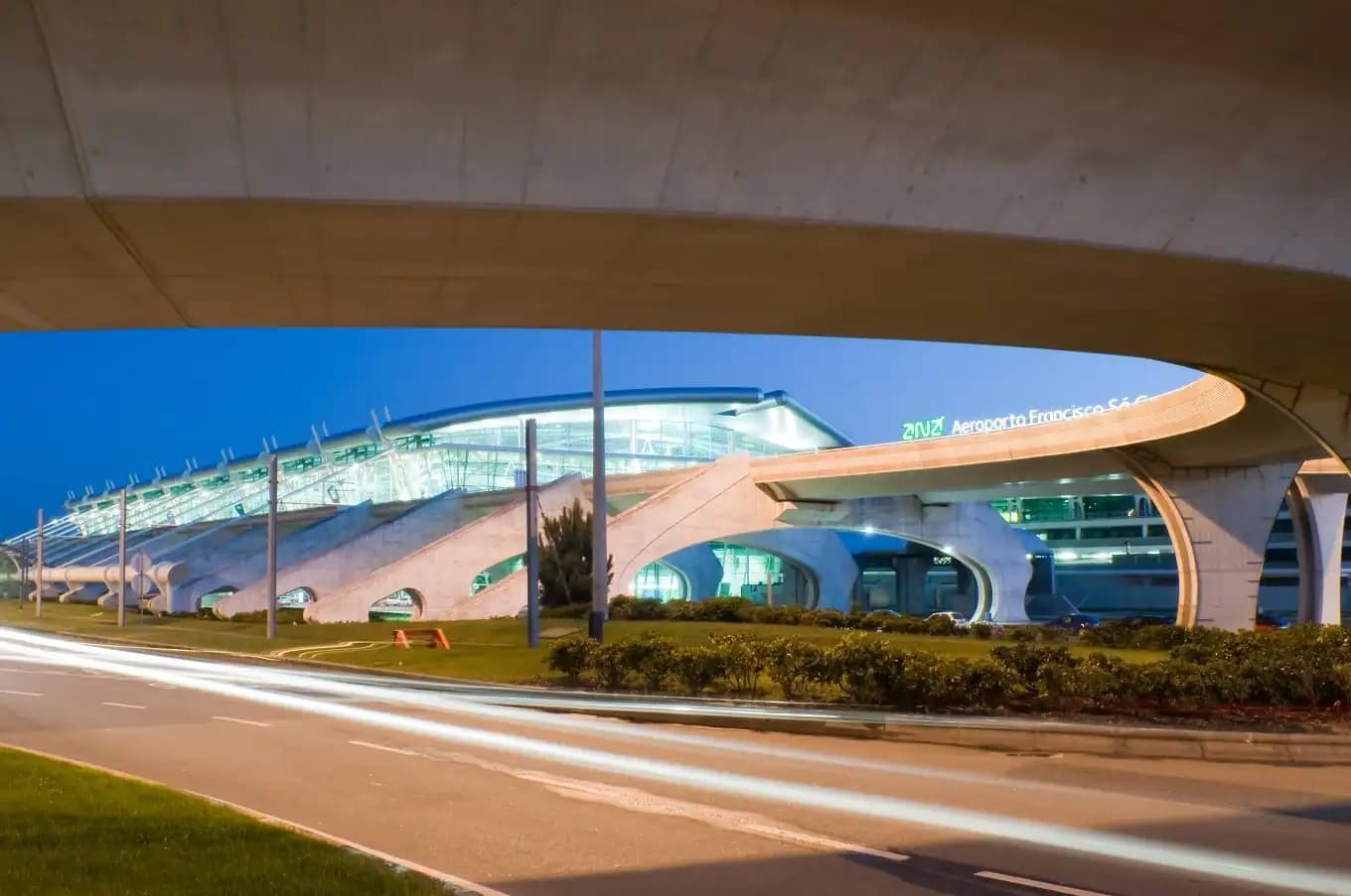 Aeropuerto Francisco Sá Carneiro